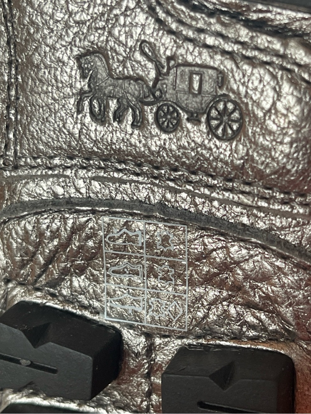 Coach silver leather Arlene driving loafers with logo hardware - size 6.5B - Picture 7 of 11